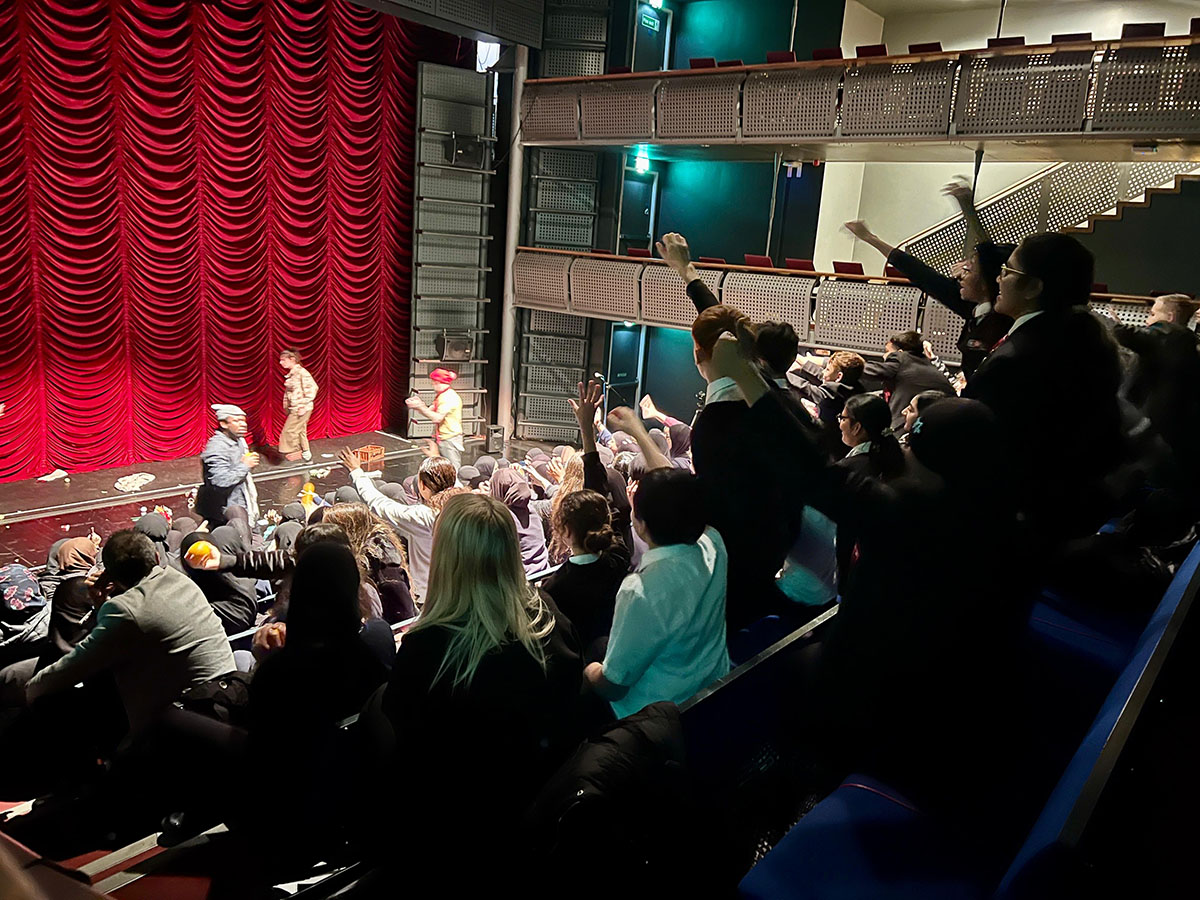 theatre audience voting